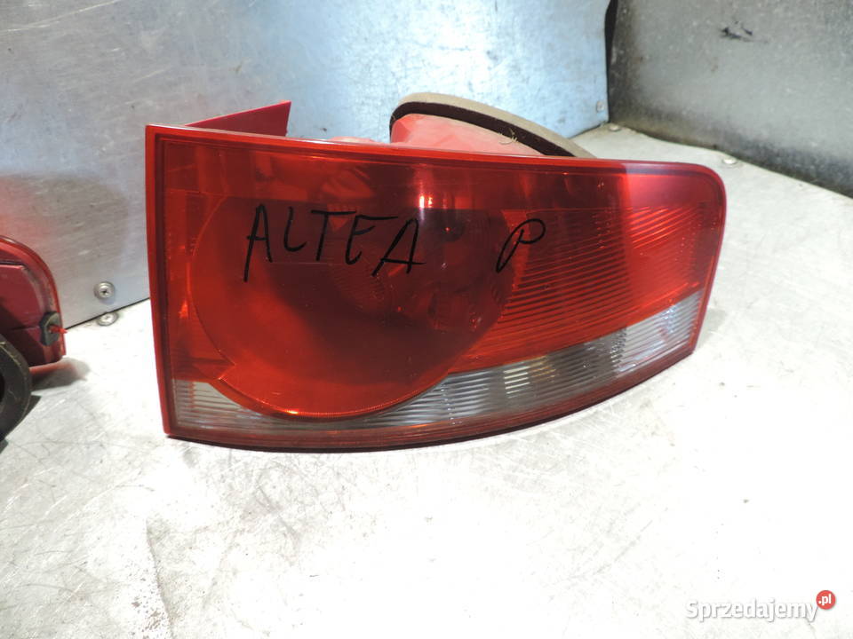 LAMPA PRAWY TYŁ SEAT ALTEA XL