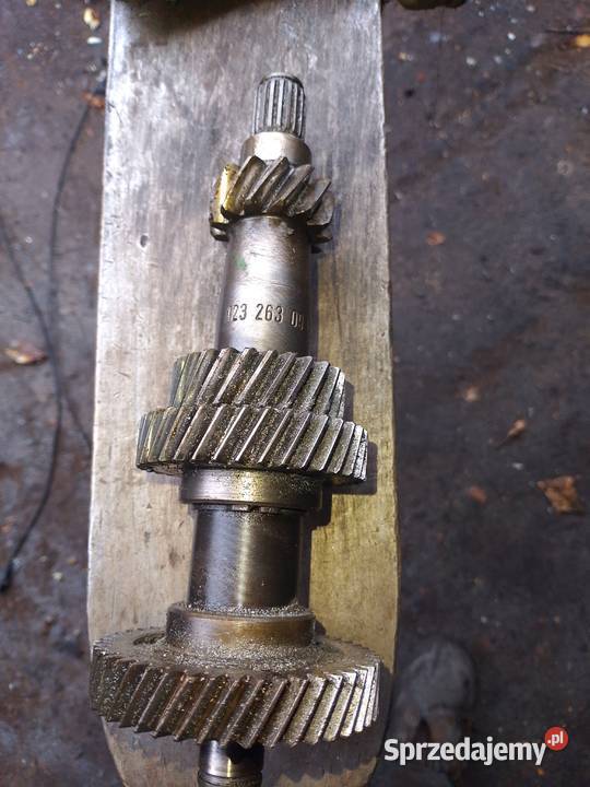Mercedes w 1232630902 walek wałek skrzyni biegów Kocmyrzów sprzedam