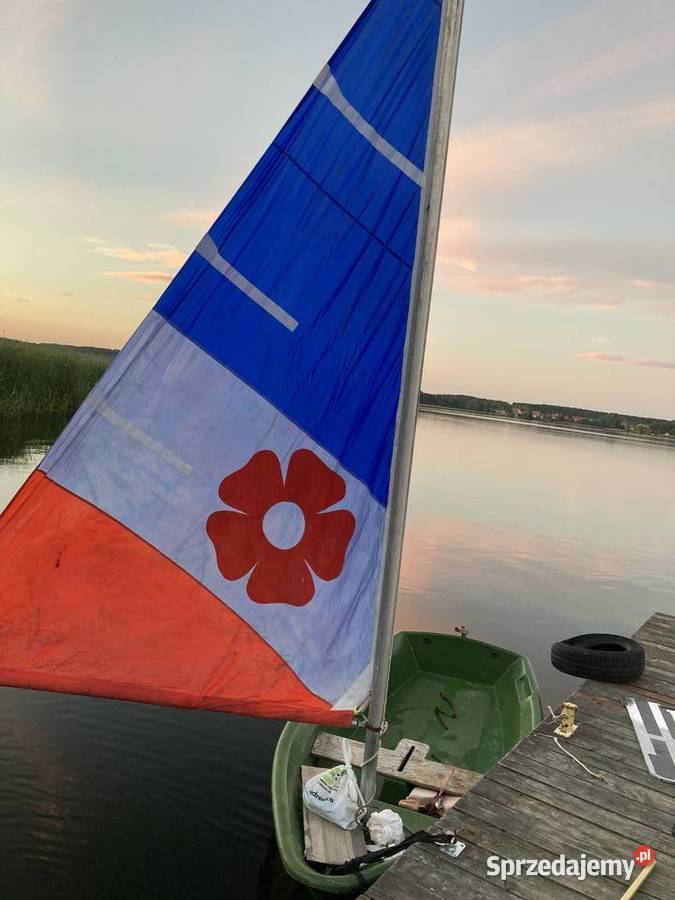 Piekna nieduża zagłówka komplet dolnośląskie Złotoryja