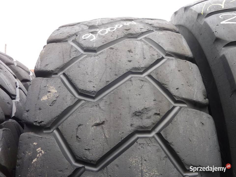 4x Opona używana przemysłowa 235R25 CAMSO WHL B do 50 km/h Zaścianki