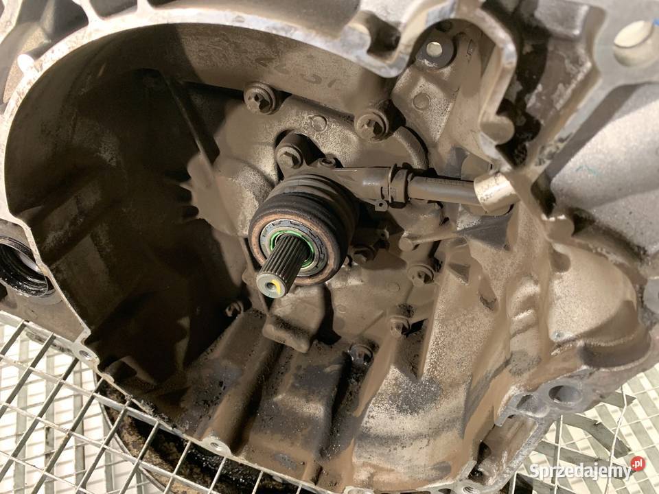 SKRZYNIA BIEGÓW NISSAN MICRA K13 JH3303 12 80 osobowe