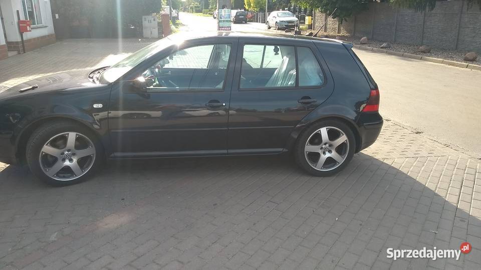 Golf 16 FSI Lubin