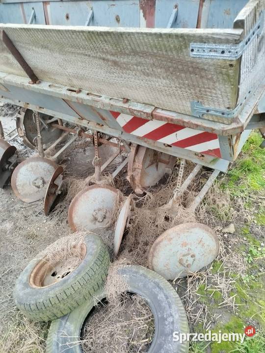 Sadzarka do sadzenia Ziemniaków kujawsko-pomorskie Chróstowo