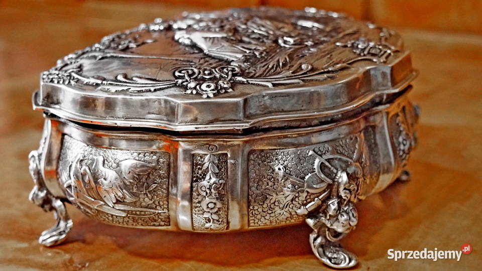 Srebrne pudełkoszkatuła wielka Hanau o wadze 545 Zgorzelec