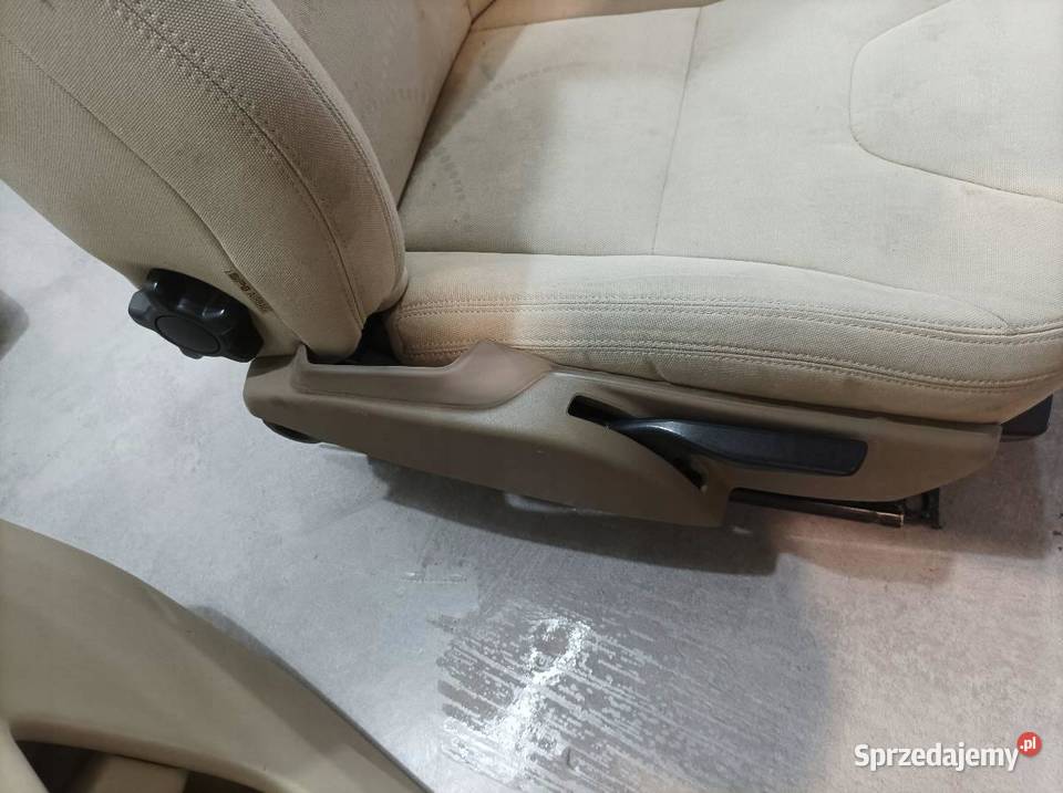 FOTELE KANAPA BOCZKI JASNE KOMPLET Volvo XC 60 I świętokrzyskie