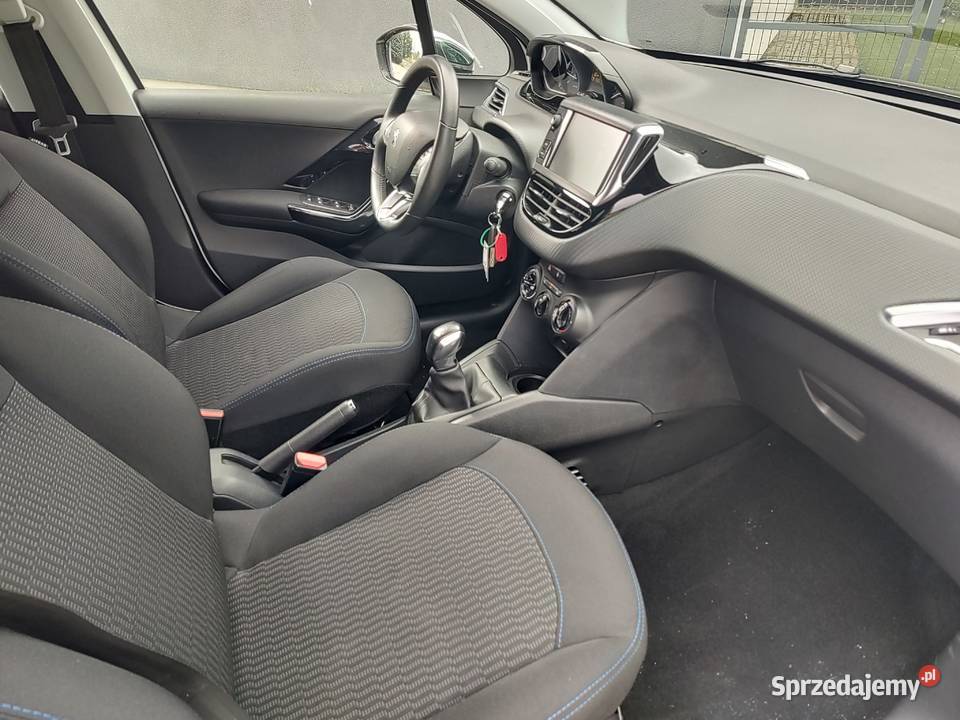 PEUGEOT 208 12 BENZYNA Rok produkcji 2019 208 wielkopolskie Leszno