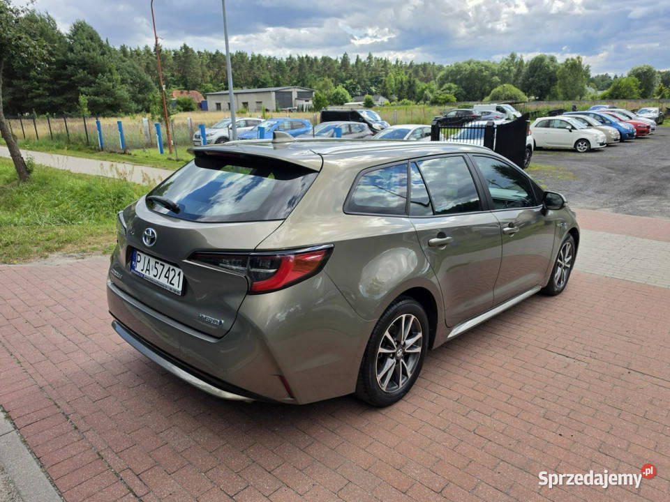 Toyota Corolla Toyota Corolla 18 benzynahybryda ESP Corolla Cielcza