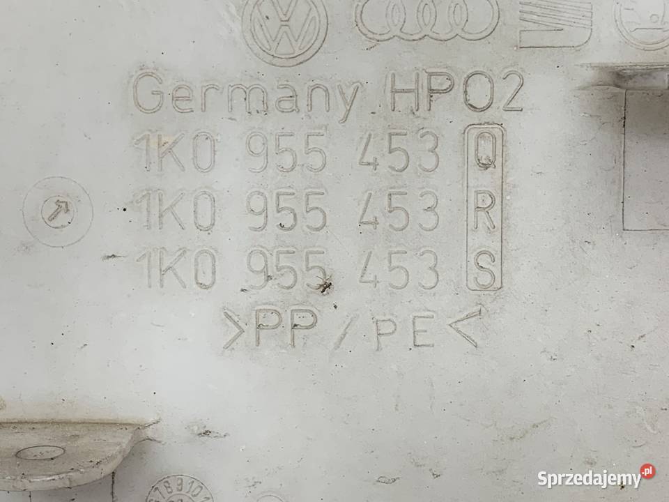 ZBIORNIK SPRYSKIWACZY VW GOLF VI Hatchback 0814 osobowe sprzedam