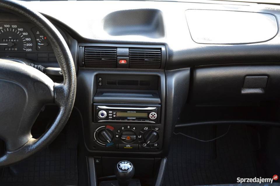 OPEL ASTRA CLASSIC FILM Mielec