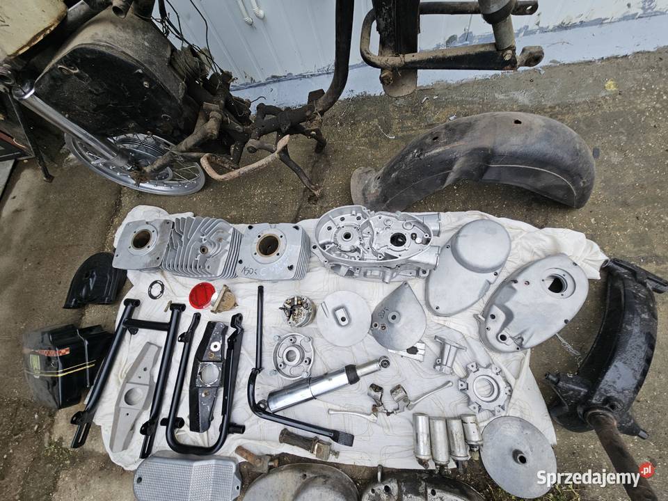 MZ trophy 250 DDR 250 rama części Wysyłka Paketa sprzedam