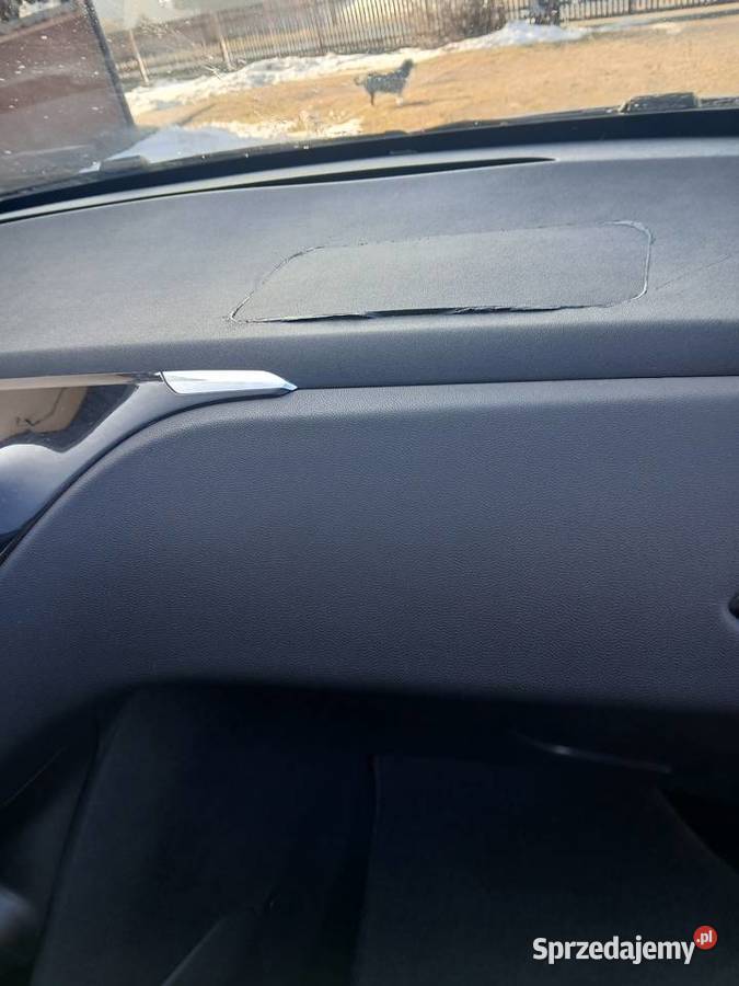 Sprzedam Deskę Konsola Peuegot 208 do Mokrzec sprzedam