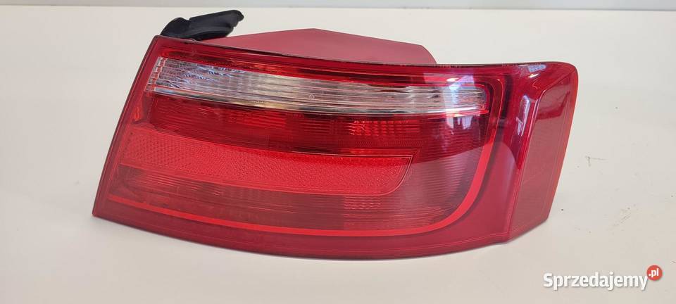 AUDI A5 8T LAMPA PRAWY TYŁ 8T0945096 Lampy tylne