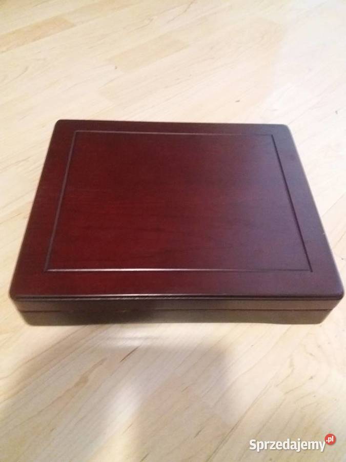Szkatułka Polacy w II Wojnie światowej Szkatułki i pudełeczka Pabianice sprzedam