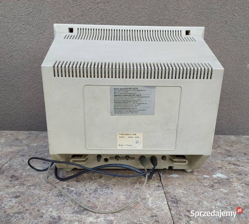 Stary monitor Commodore DM60200E niesprawny CRT Tczew