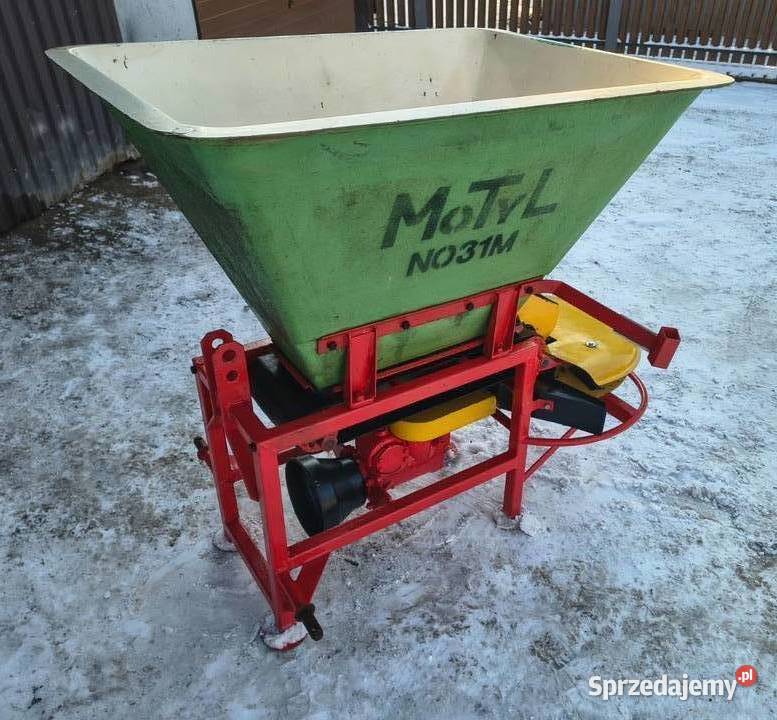 Rozsiewacz do nawozów wapna i poplonów MOTYL Radomsko