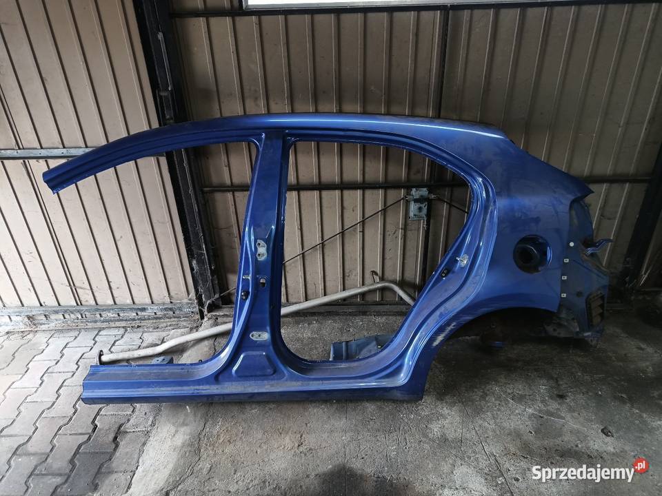 Kia Rio 3 1117r 5d Lewy błotnik słupek B próg