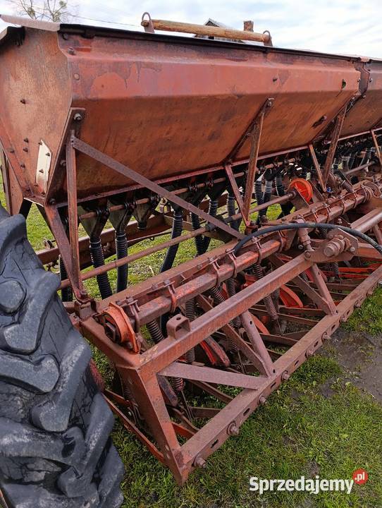 Siewnik talerzowy 360m siania Case IH Sajczyce