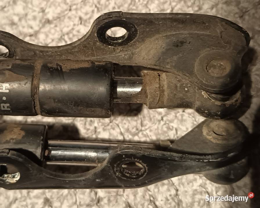 Części Toyota Yaris I wersja japońska siłowniki Pozostałe Łódź