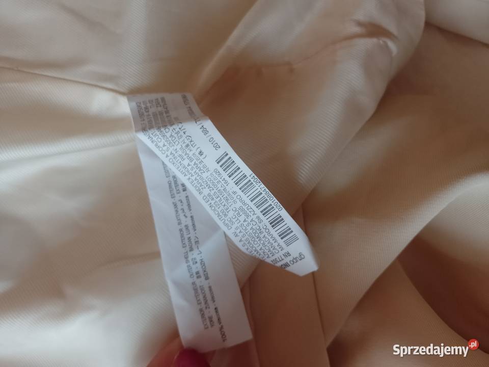 40L ZARA Beżowa marynarka z zaszewkami z Madrytu Kraków