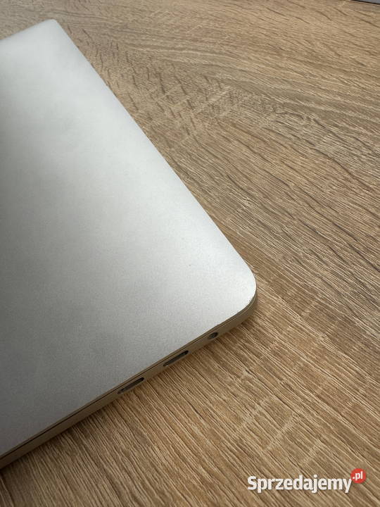 Apple MacBook Pro 13 2018 16GB256GBTouch Kobyłka