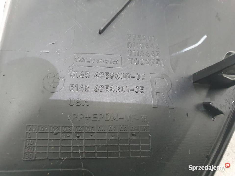 OSŁONA ZAŚLEPKA KONSOLI PRAWA 6958800 BMW E71 X6 osobowe wielkopolskie