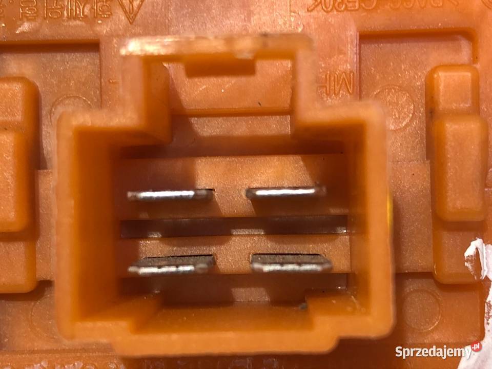 OPORNIK DMUCHAWY POWIETRZA HYUNDAI i30 REZYSTOR