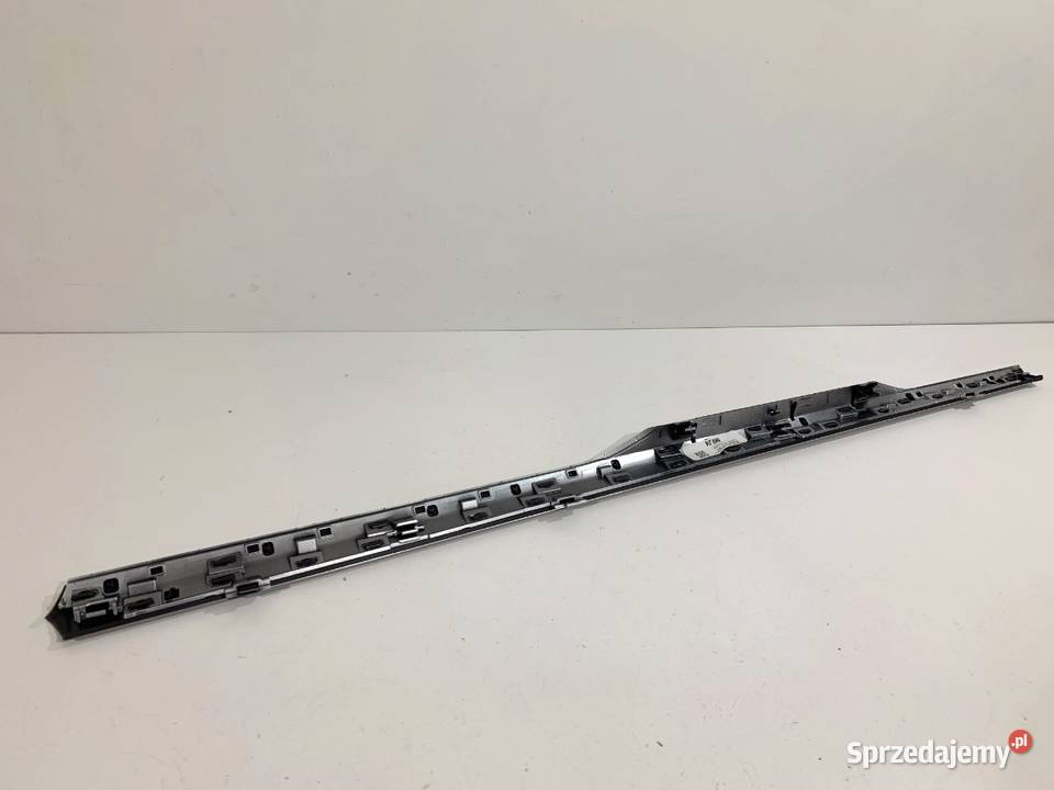 LISTWY DEKOR VW ARTEON 3G8853262P Hatchback osobowe