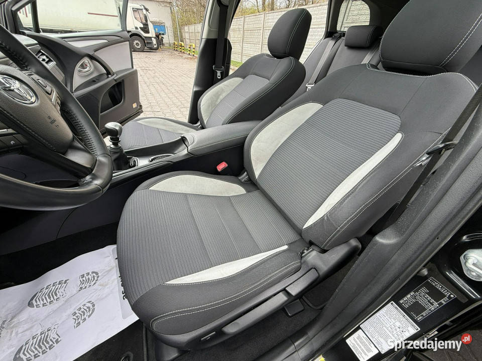 Toyota Avensis 18VVTi 147 szyberdach mazowieckie Węgrów sprzedam
