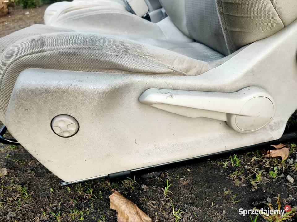 Peugeot 508 sedan fotele boczki zestaw Szydłowiec