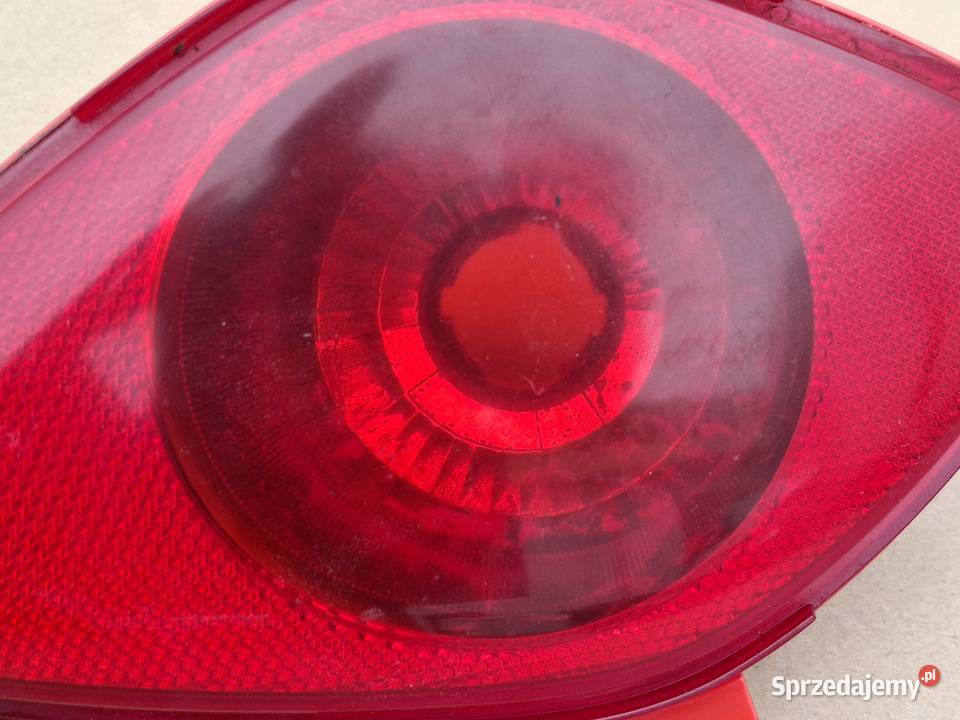 HYUNDAI I10 II LAMPA ZDERZAKA PRZECIWMGIELNA Bieleń