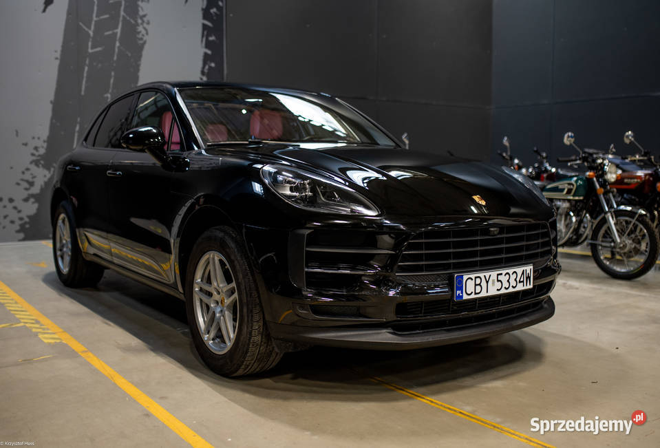 Porsche Macan 20