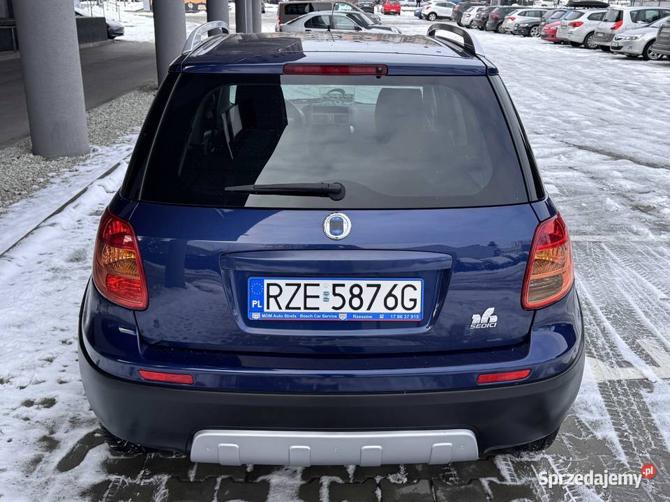 Fiat Sedici 16 benzyna 107 4x4 2007R 177350 LPG granatowy Sedici podkarpackie Rzeszów