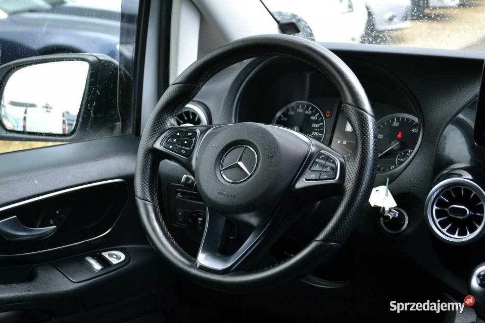 Mercedes Vito Piękny Mercedes Vito lakier metallic Częstochowa