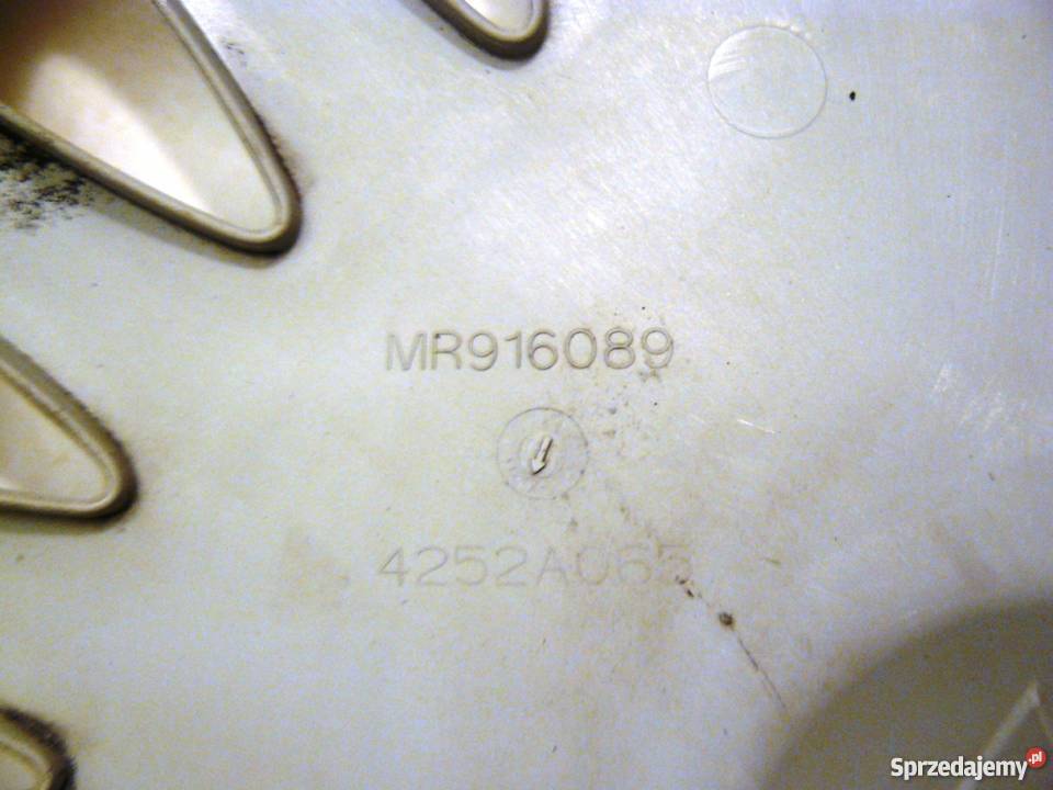 Kołpak 15 Mitsubishi Colt Carisma Piastów