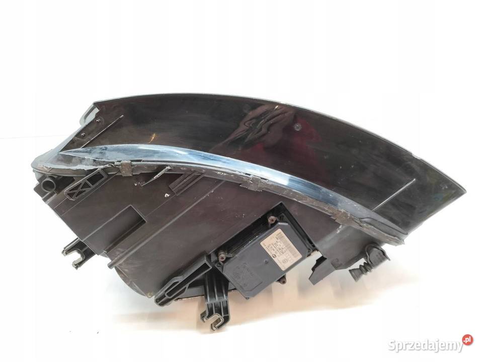 LAMPA PRZÓD PRAWA XENON EUROPA 8K0941004S Audi Rok produkcji 2011 sprzedam