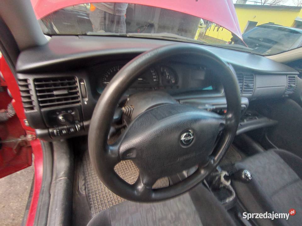 Opel Vectra 16 74 kW 2000 r dawca części Szklarka Myślniewska
