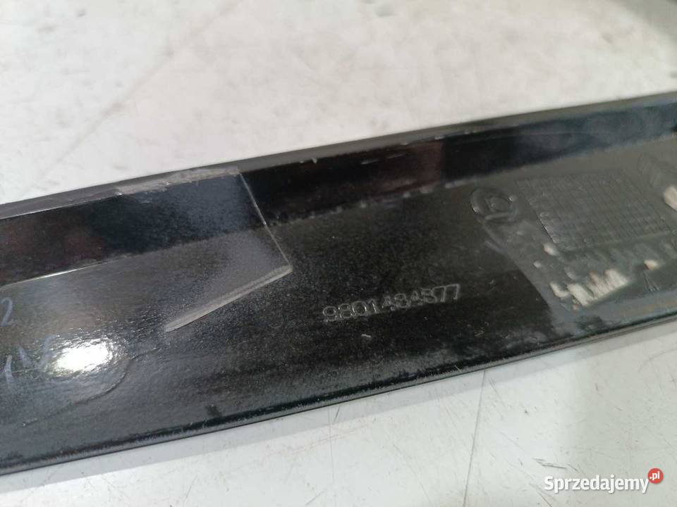 LISTWA SZYBY KAROSERYJNEJ PRAWY TYŁ CITROEN C4 sprzedam