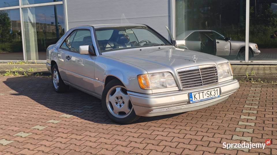 MERCEDESBENZ C124 E200 20 benzyna 136 1995r Klasa E