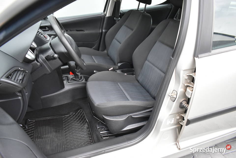 SALON POLSKA 14 73 5 DRZWI KLIMATYZACJA NOWY Białogard