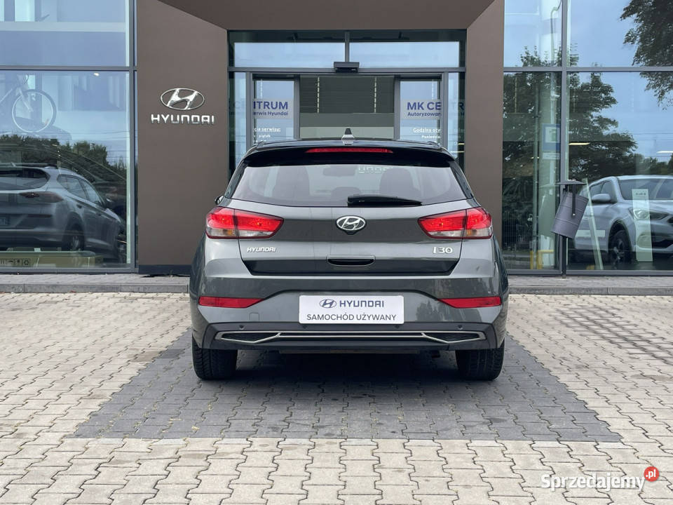 Hyundai i30 15GDI 110 SmartWinter LED Salon nieuszkodzony Piotrków Trybunalski