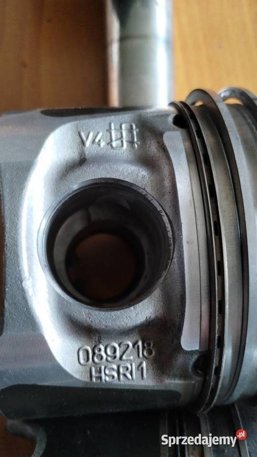 Tłoki nissan pathfinder 25 190 Leżajsk sprzedam