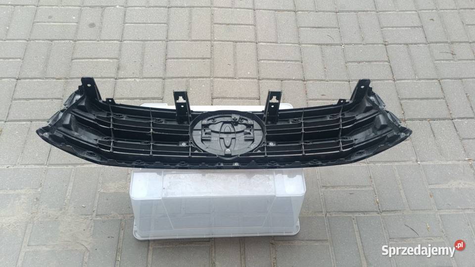 Atrapa chłodnicy do Toyota Hilux MK8 531000KA70 Marki