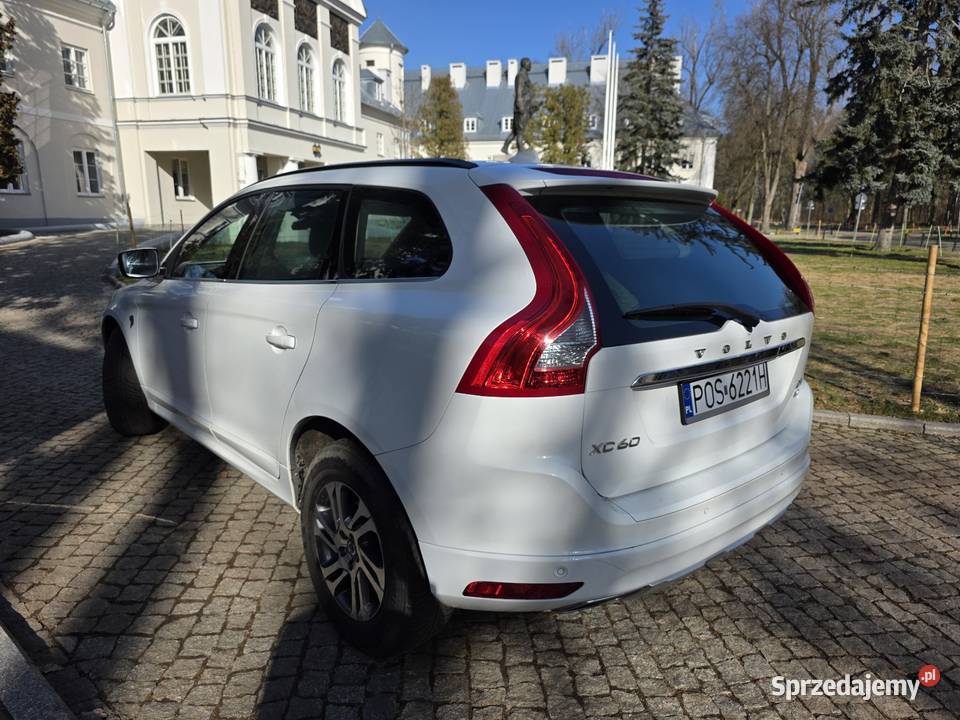 Volvo xc60 24d 4x4 134 przebieg mazowieckie Warszawa sprzedam