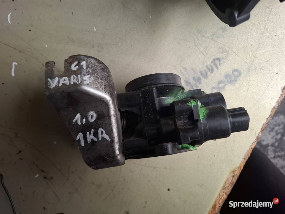 TOYOTA YARIS AYGO 10 przepustnica 1KR osobowe Kielce
