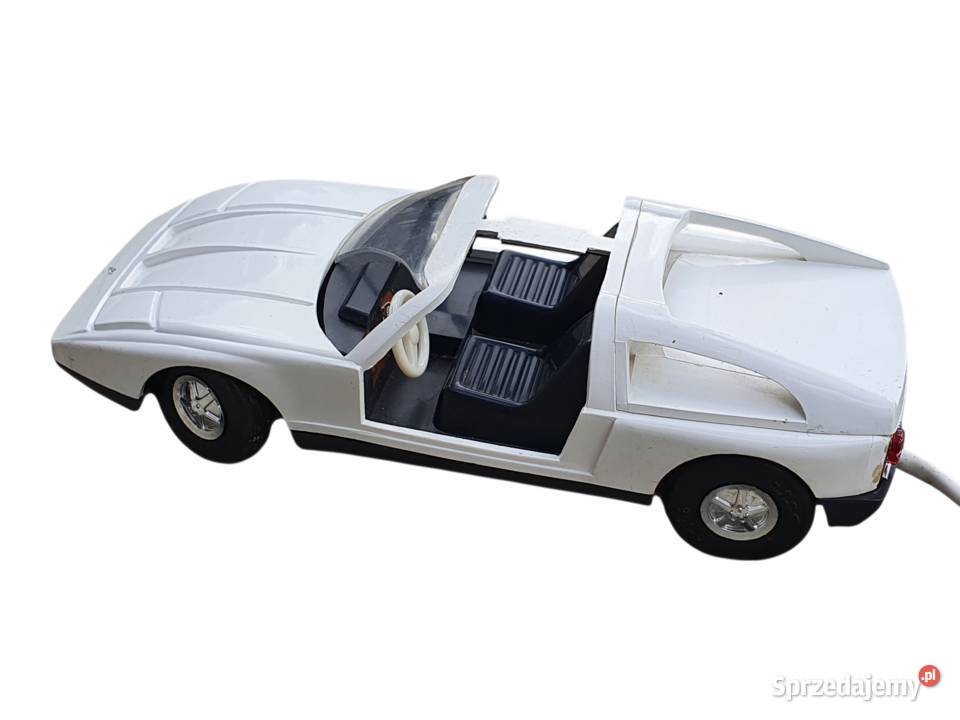 Stary model samochodu na kabel Mercedes C111