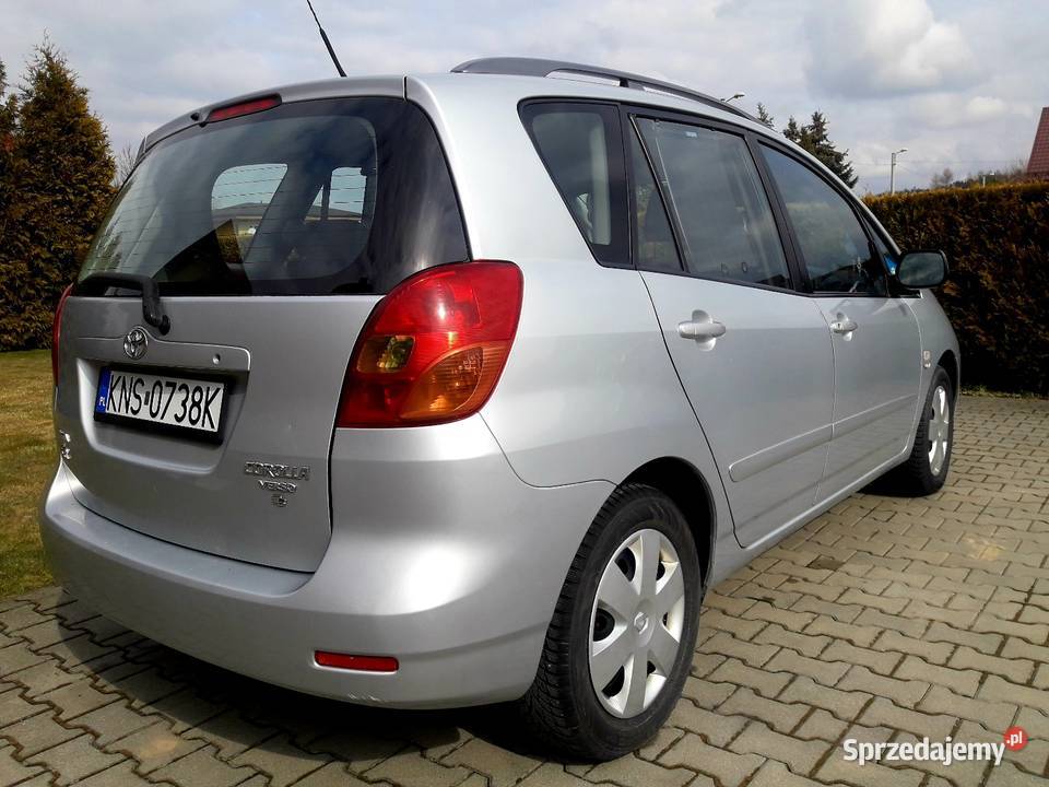 Toyota Corolla verso 18 centralny zamek Motoryzacja małopolskie Nowy Sącz