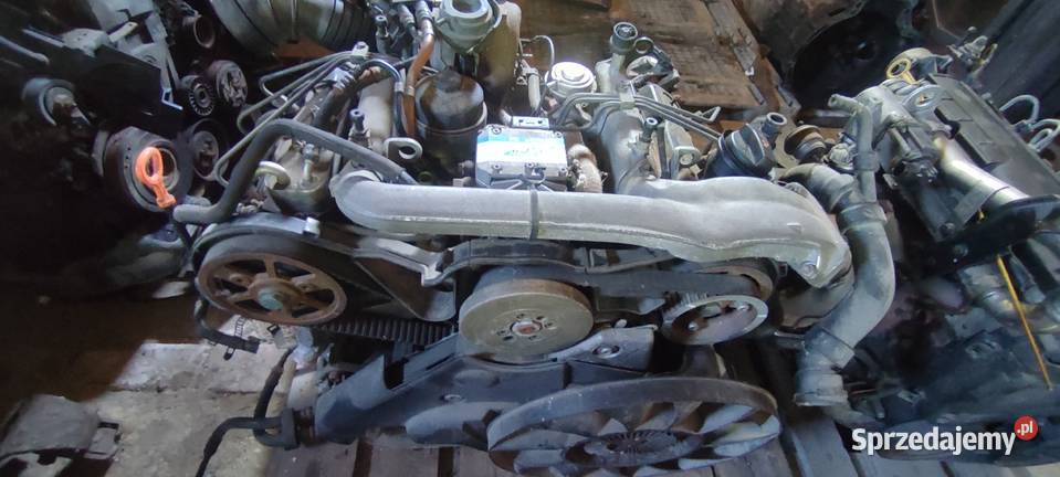 SILNIK AUDI 25D BAU BEZ OSPRZĘTU 180 Trzebnica