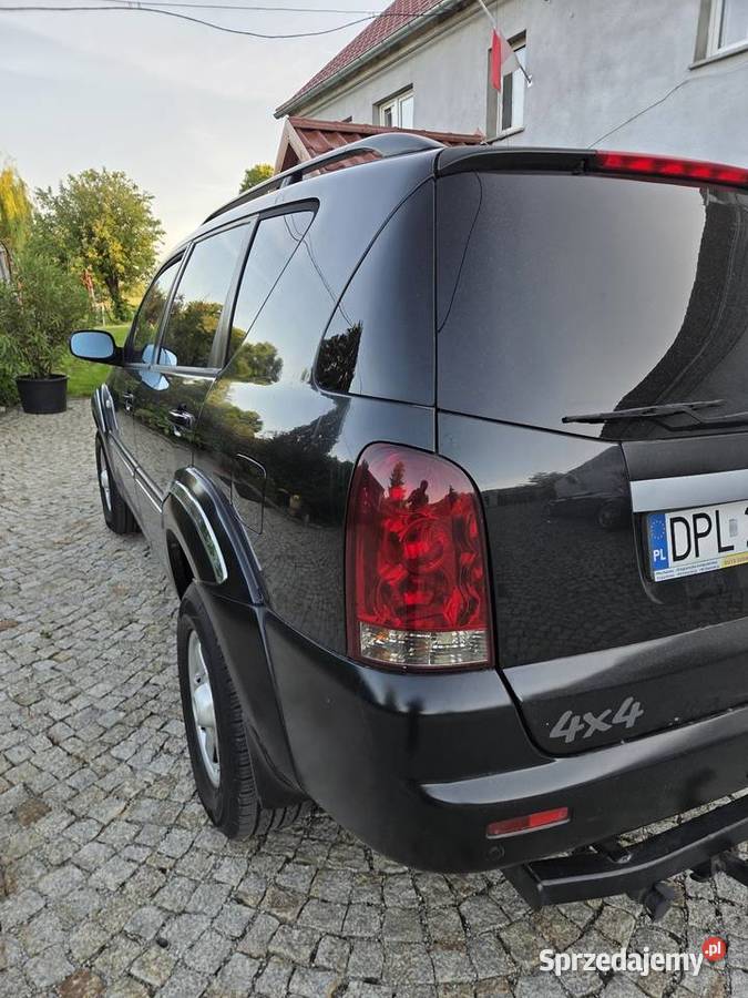 SsangYong Rexton 27xdi skórzana tapicerka Udanin