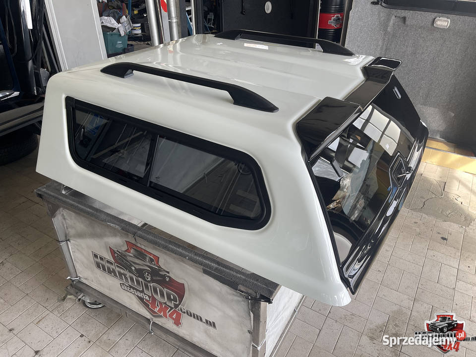 Zabudowa PREMIUM Hardtop Mitsubishi L200 Nowa Części samochodowe