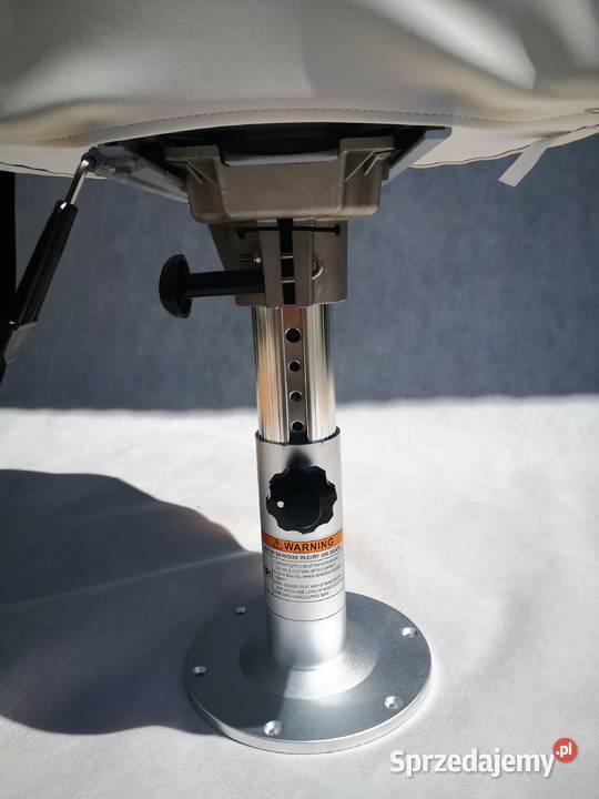 Fotel kapitański kubełkowy do łodzi noga z